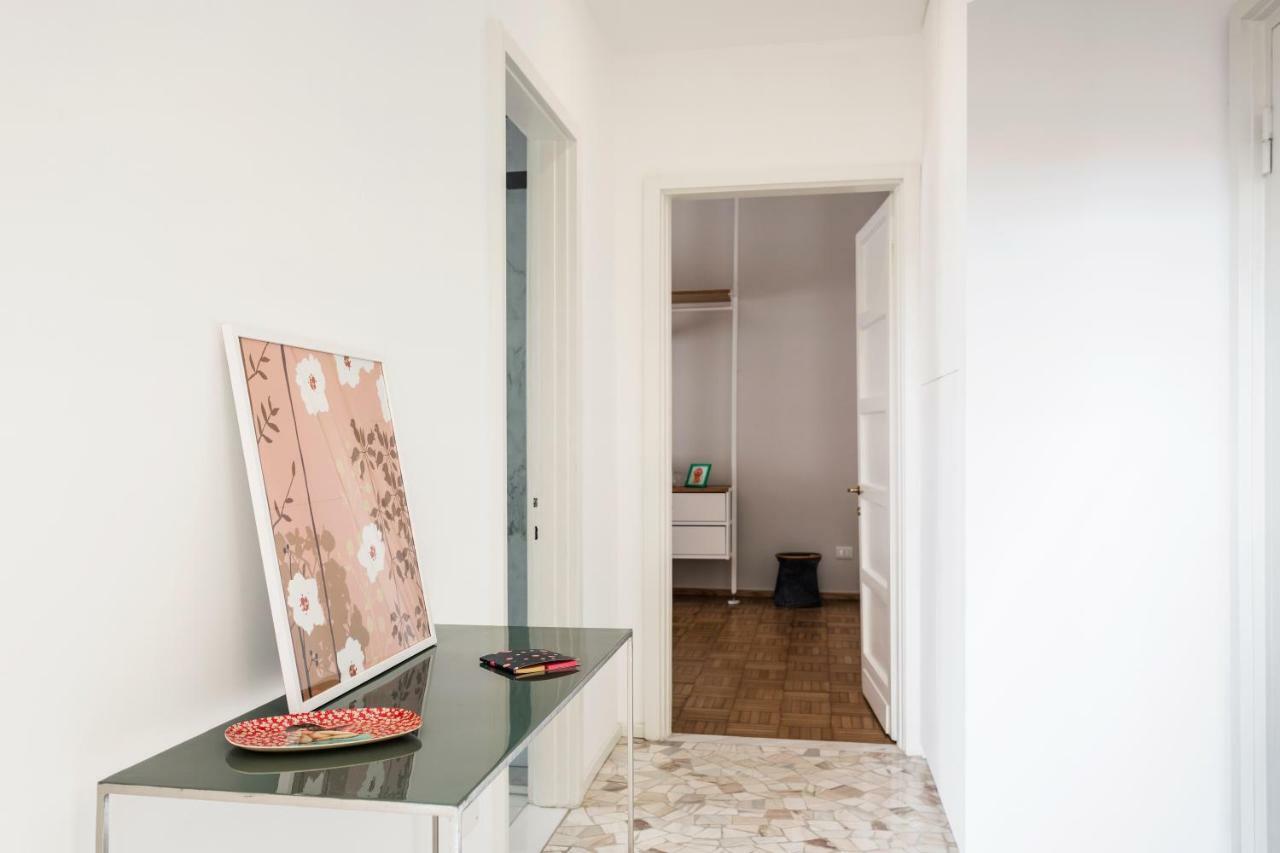 Amazing Apartment With A View Milan Exterior photo